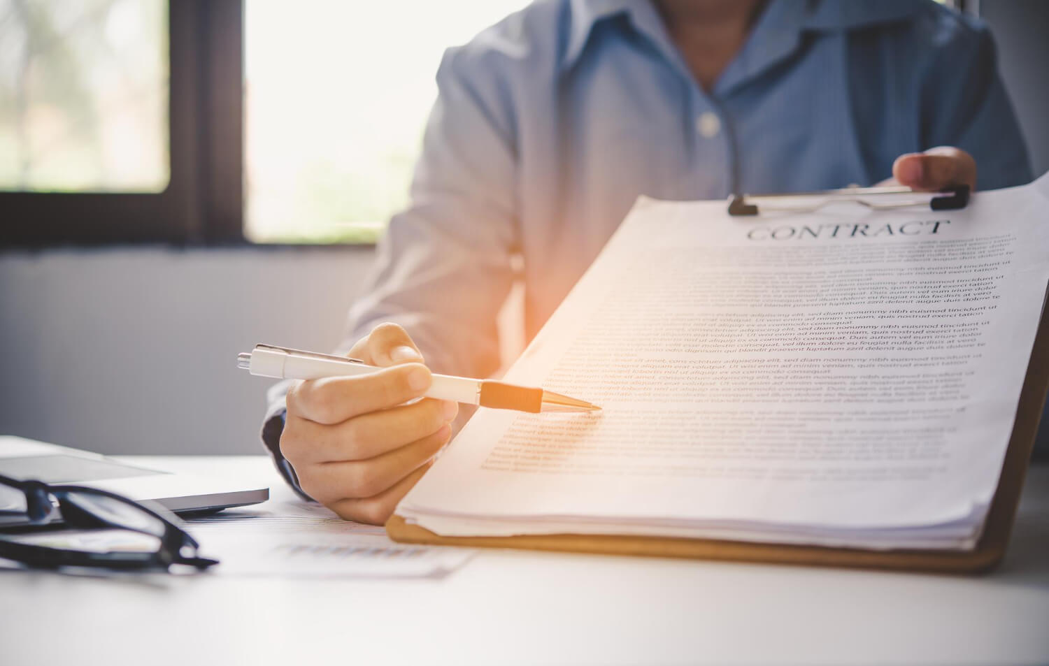 Kako pravna zaštita olakšava svakodnevni život: uloga advokata u Novom Sadu